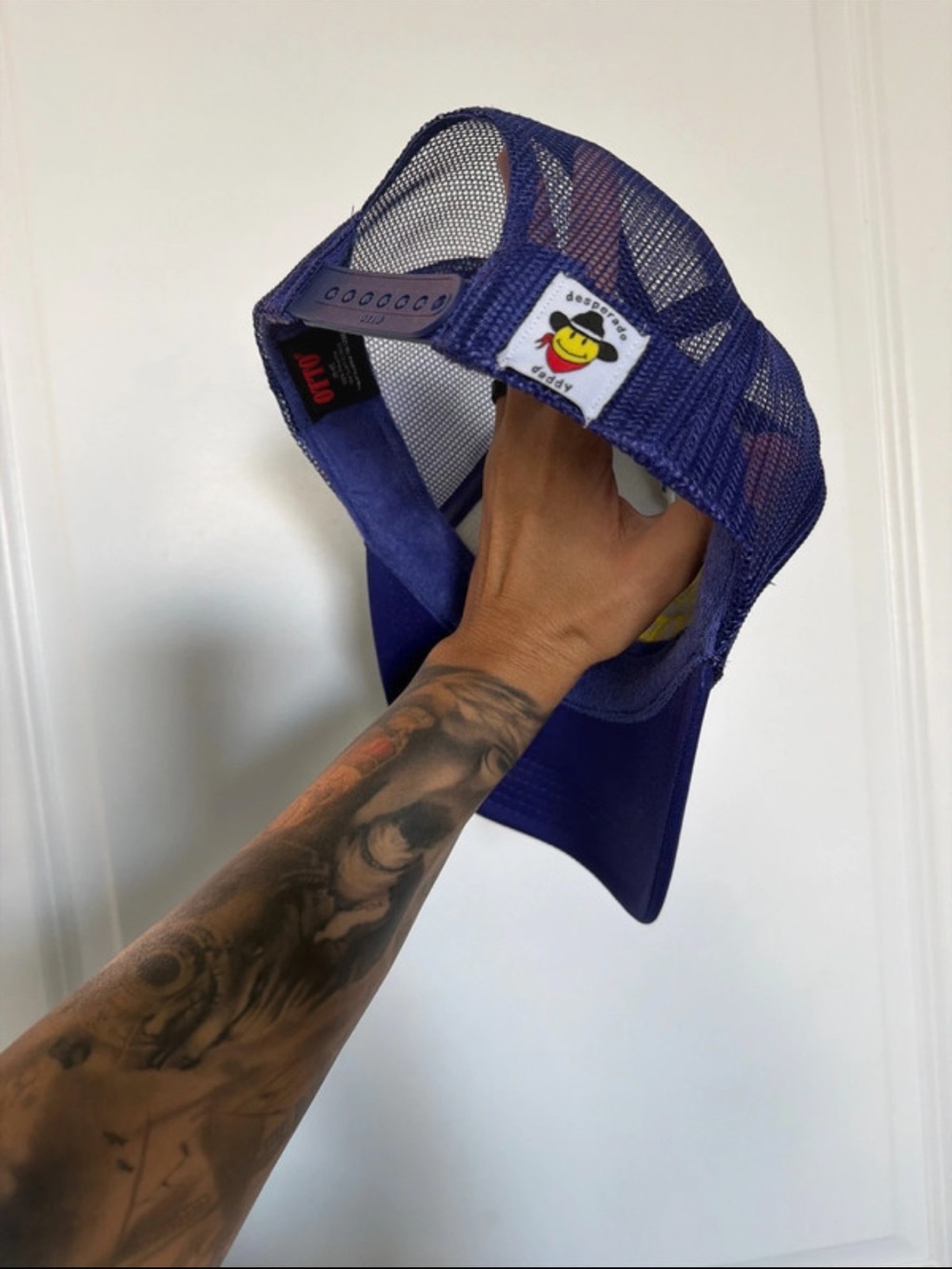Deep Sea Smiley Patch Mesh Trucker Cap - Navy